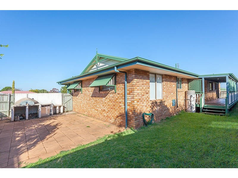 9 Honeysuckle Drive, Glenvale QLD 4350
