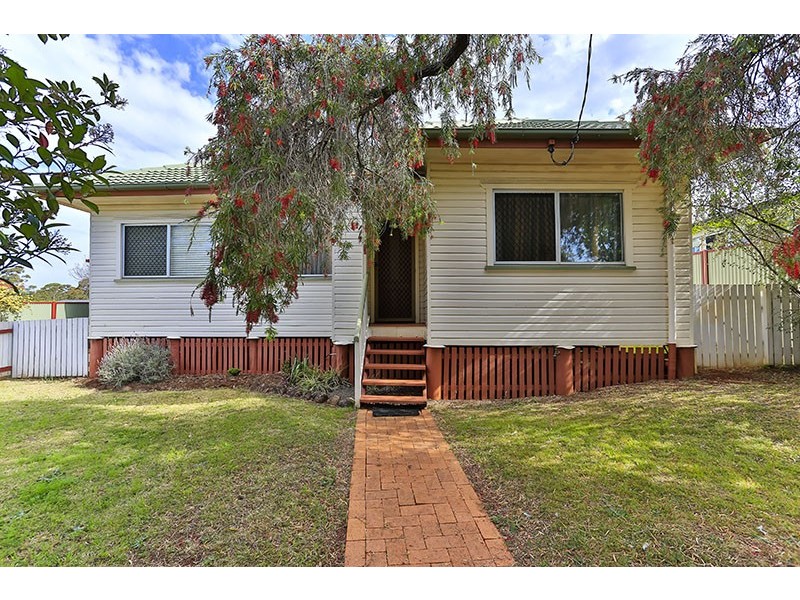 108 South Street, Centenary Heights QLD 4350