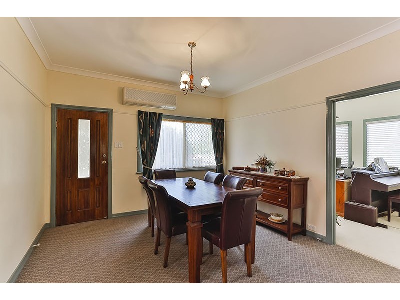 108 South Street, Centenary Heights QLD 4350