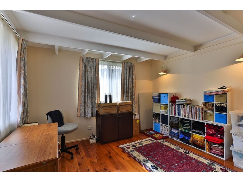 108 South Street, Centenary Heights QLD 4350