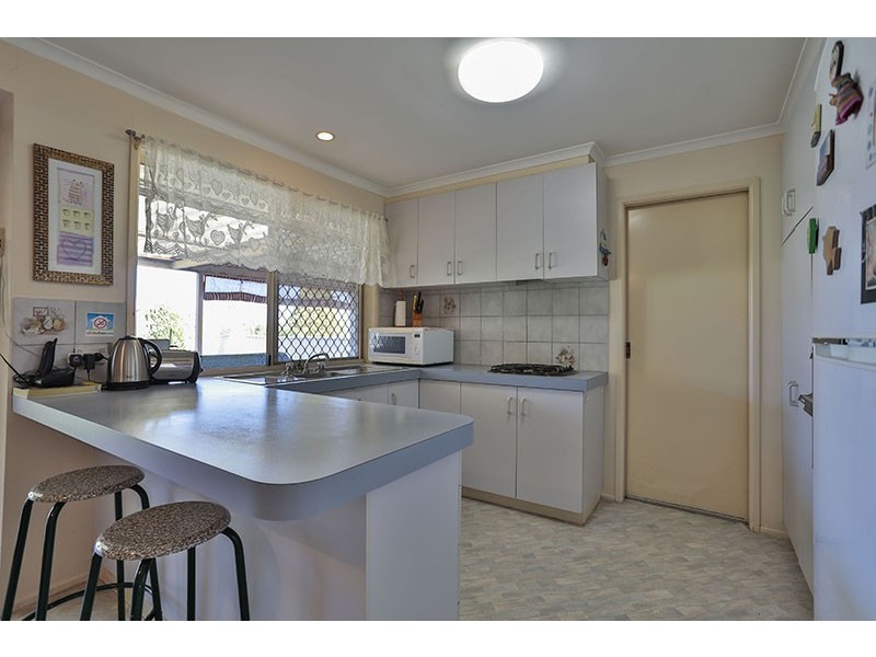 18 Black Court, Wilsonton QLD 4350