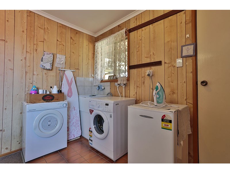 18 Black Court, Wilsonton QLD 4350