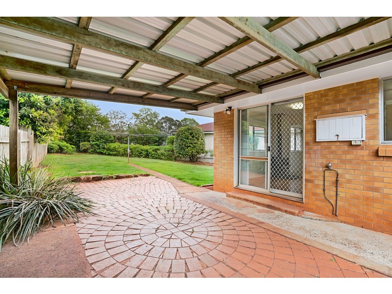 6 Veronica Court, Centenary Heights QLD 4350
