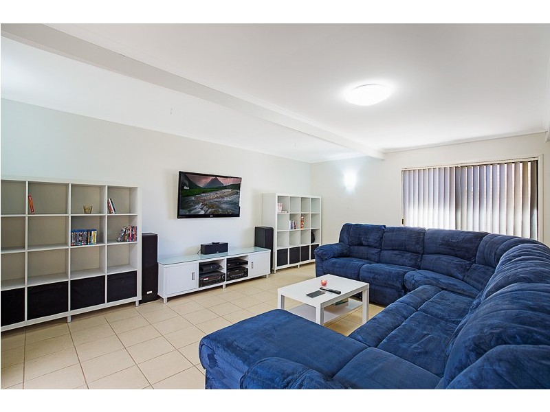 230 Alderley Street, Centenary Heights QLD 4350