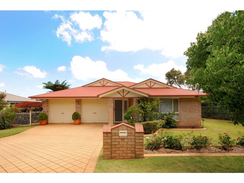 47 Pillar Street, Middle Ridge QLD 4350