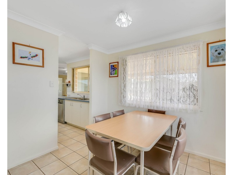 11 Sweetapple Crescent, Centenary Heights QLD 4350