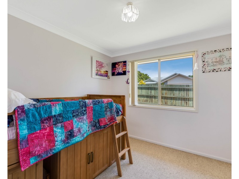 11 Sweetapple Crescent, Centenary Heights QLD 4350