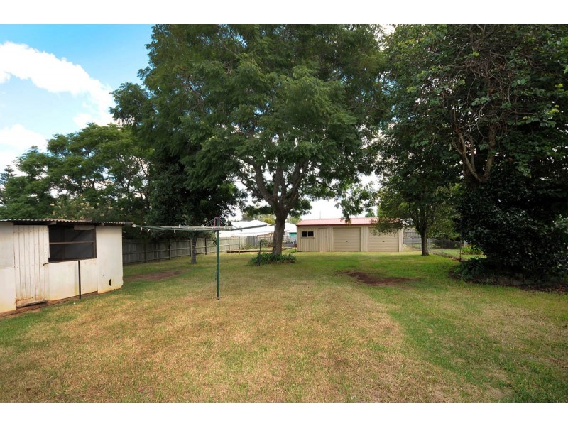 25 McIntyre Street, Centenary Heights QLD 4350