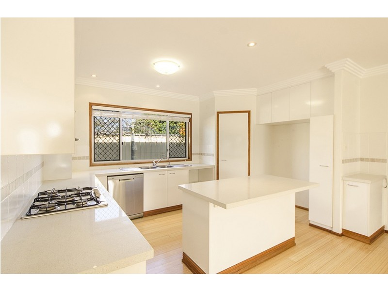 4 Kruiswijk Court, Middle Ridge QLD 4350