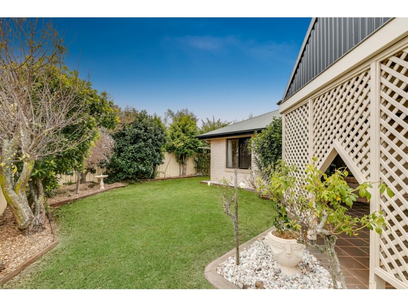 17 Chelwyn Street, Middle Ridge QLD 4350