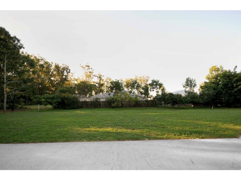 1B Nielsen Court, Middle Ridge QLD 4350