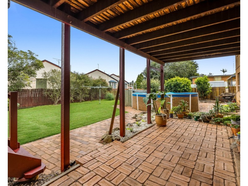 12 Debra Street, Centenary Heights QLD 4350