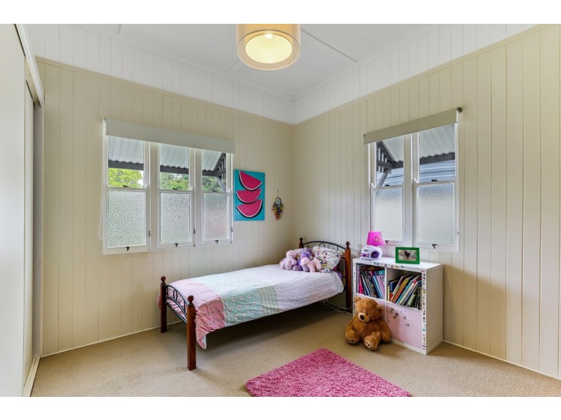 21 Second Avenue, Harristown QLD 4350