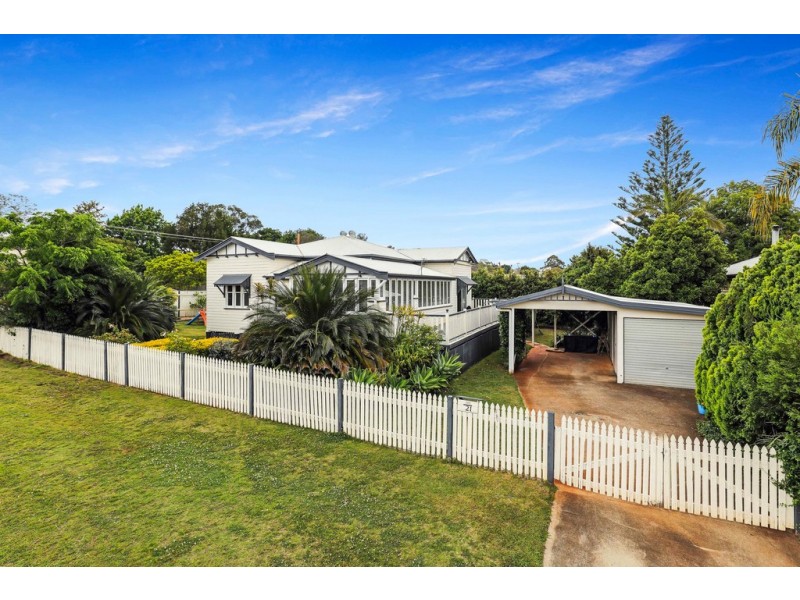 21 Second Avenue, Harristown QLD 4350