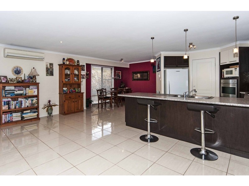 7 Manooka Crescent, Highfields QLD 4352