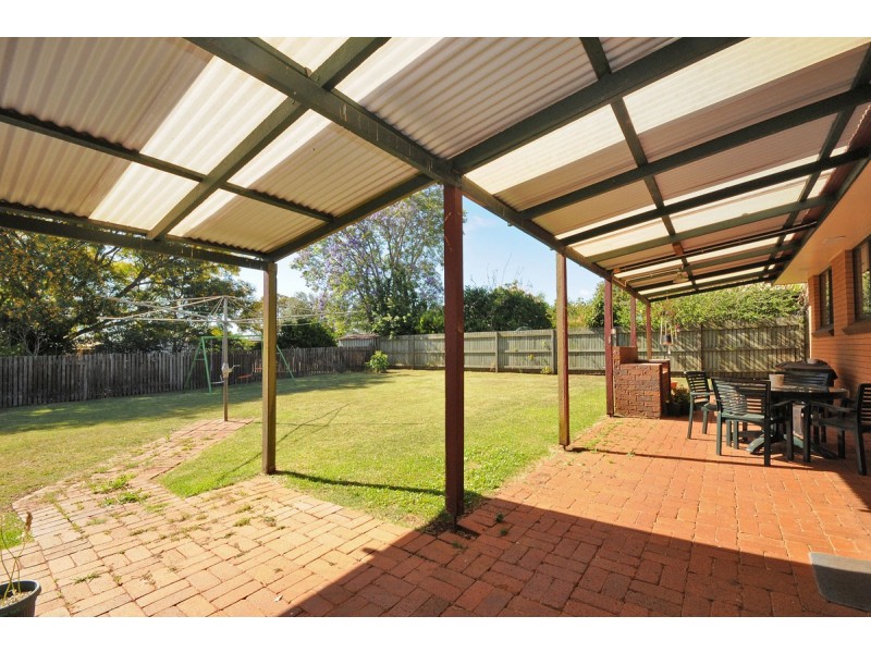 7 Lotus Crescent, Centenary Heights QLD 4350