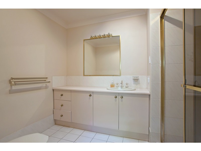 40 Wiemers Crescent, Centenary Heights QLD 4350