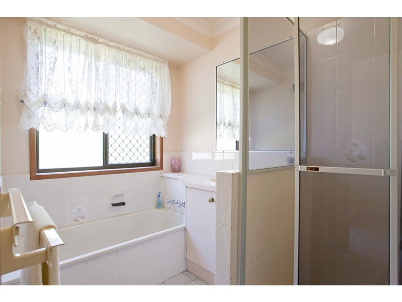 40 Wiemers Crescent, Centenary Heights QLD 4350