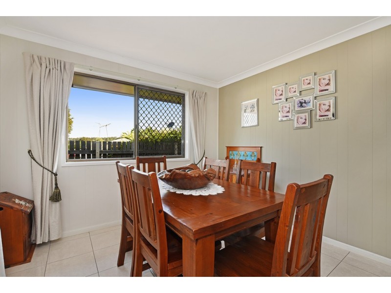 9 Diane Court, Centenary Heights QLD 4350