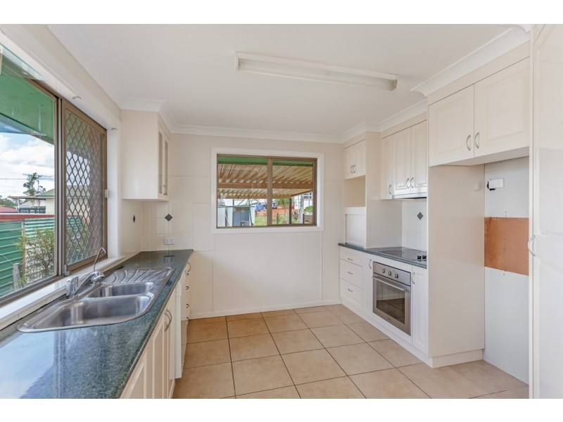 20 Hunter Street, Centenary Heights QLD 4350