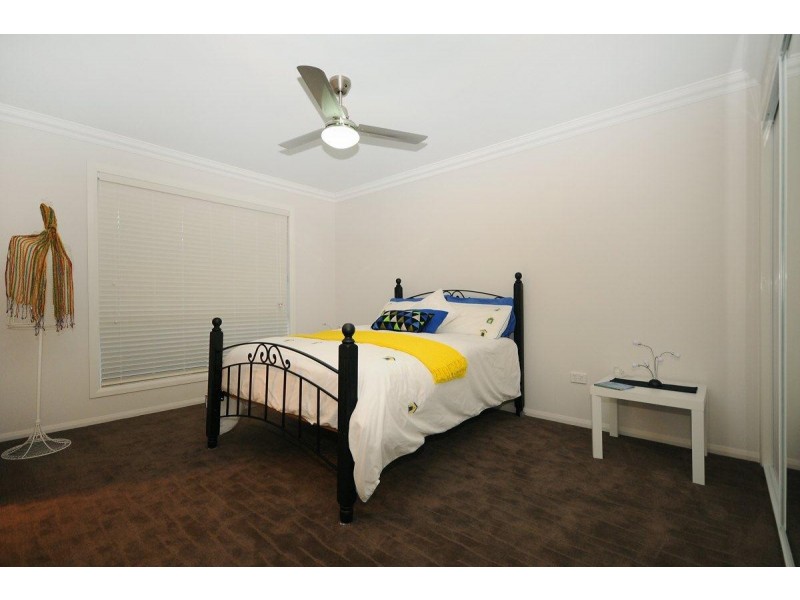 1/310a Hume Street, Centenary Heights QLD 4350