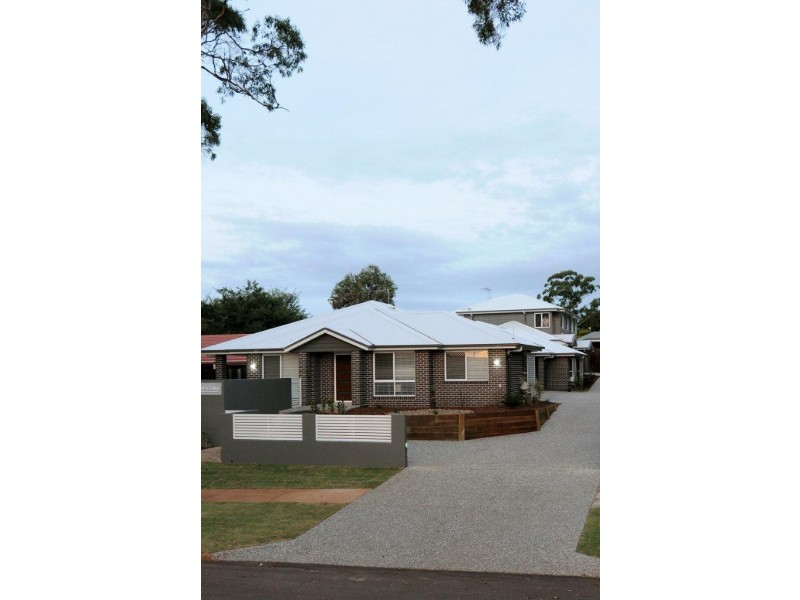 1/310a Hume Street, Centenary Heights QLD 4350