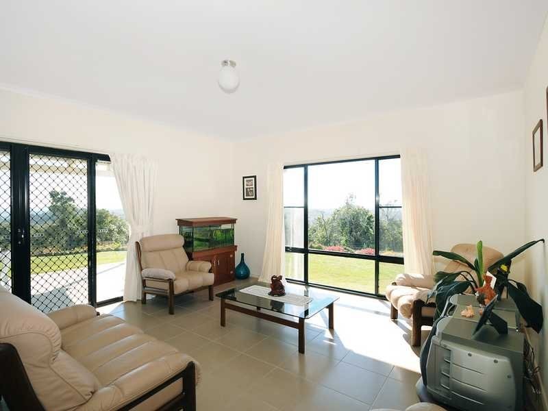 61 Hilltop Drive, Gowrie Junction QLD 4352