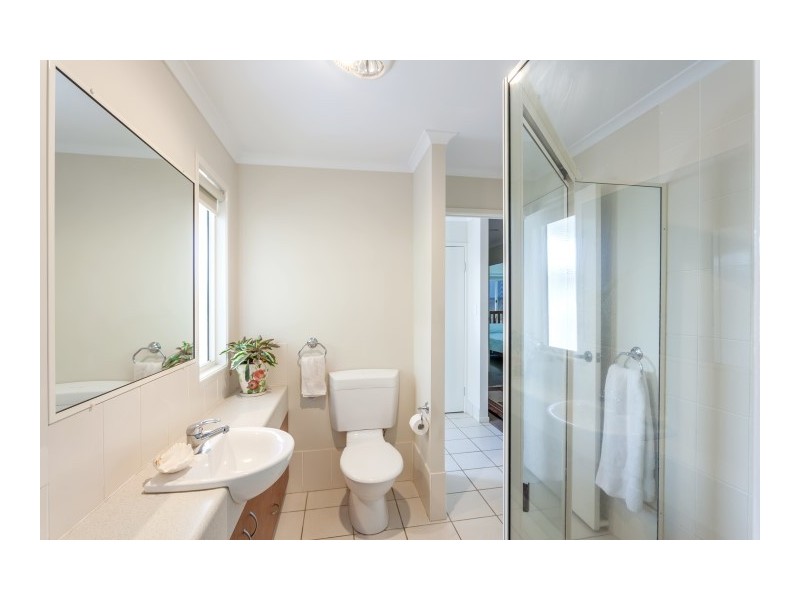 76/303 Spring Street, Kearneys Spring QLD 4350
