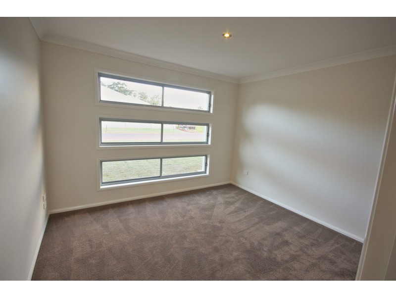 21 Stedman Street, Middle Ridge QLD 4350