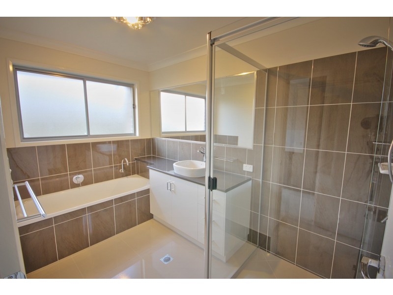 21 Stedman Street, Middle Ridge QLD 4350