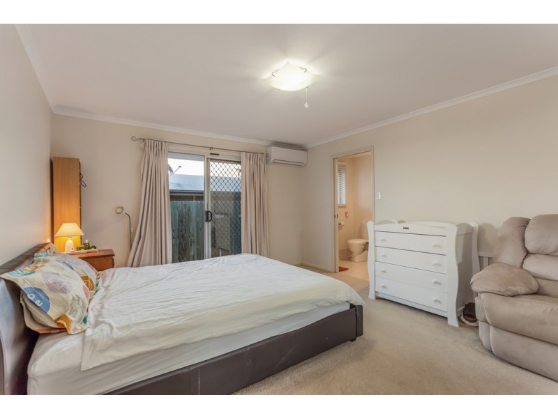 7 Opal Street, Glenvale QLD 4350