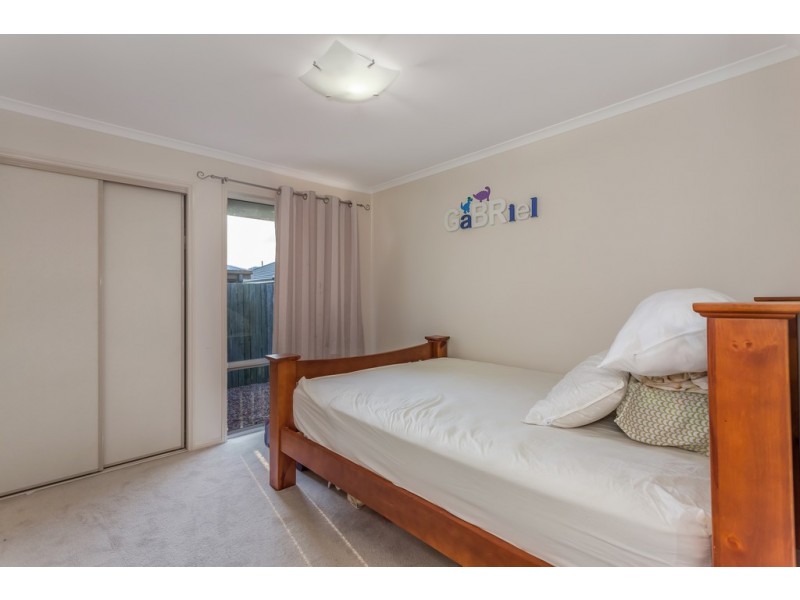 7 Opal Street, Glenvale QLD 4350