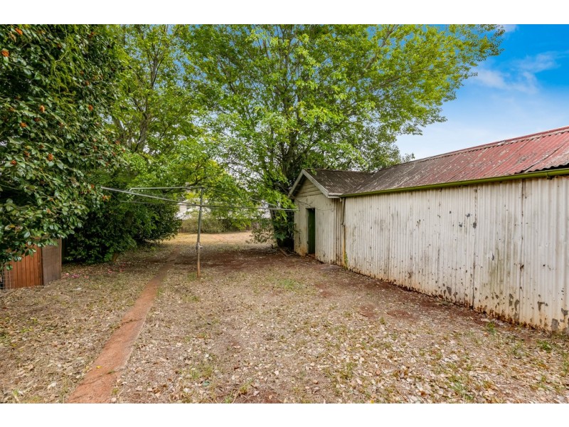 283 Hume Street, South Toowoomba QLD 4350