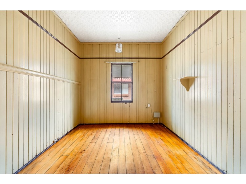 283 Hume Street, South Toowoomba QLD 4350