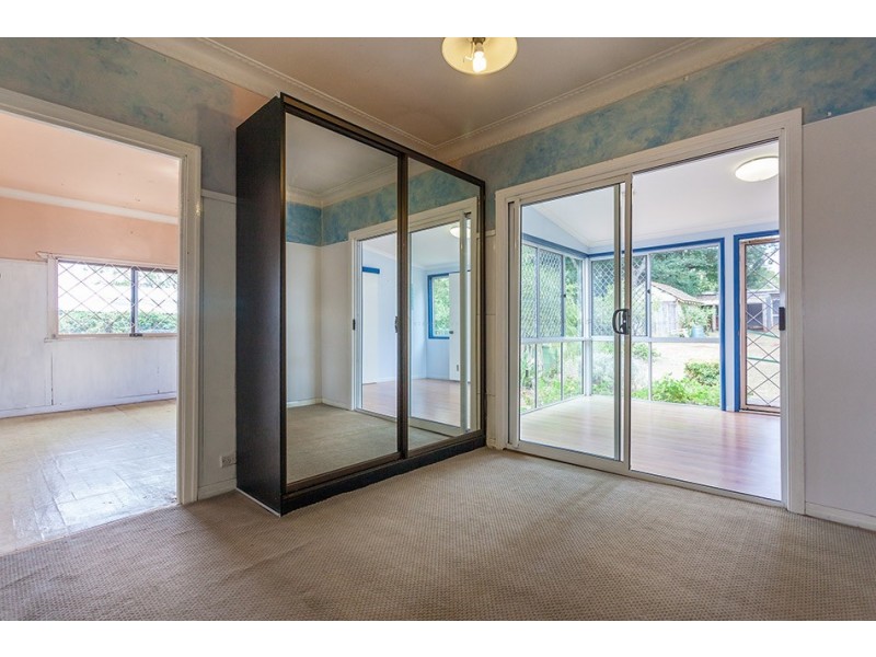 26 Llewellyn Street, Centenary Heights QLD 4350