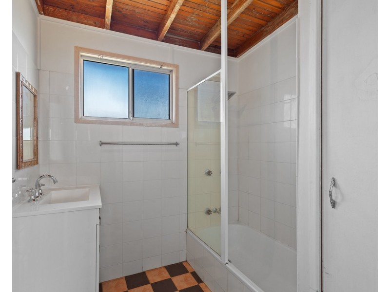 4 Canning Street, Drayton QLD 4350