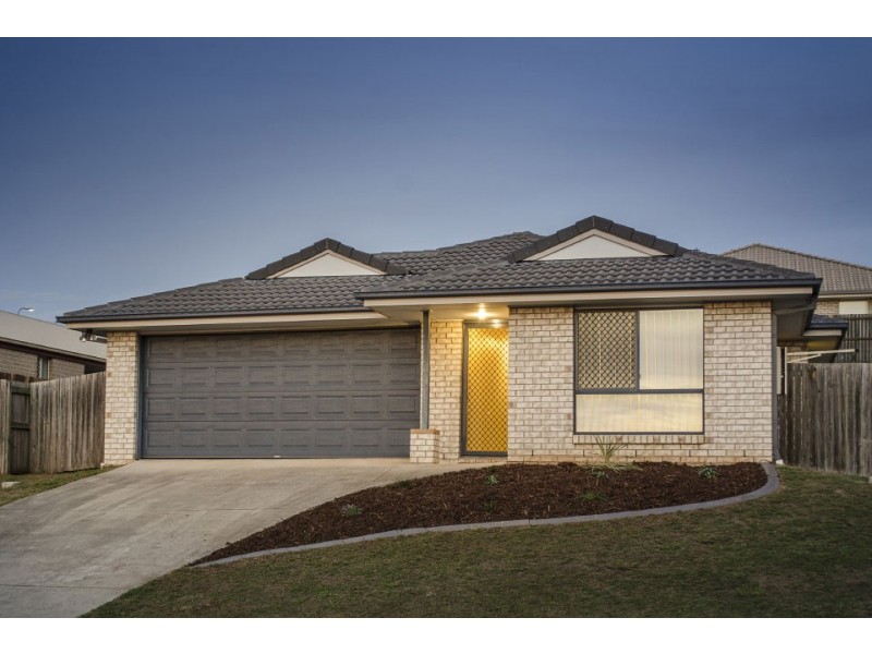 12 Cuttaburra Crescent, Glenvale QLD 4350