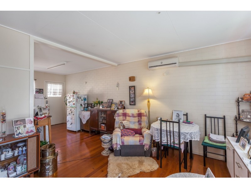 16 Gaydon Street, Newtown QLD 4350