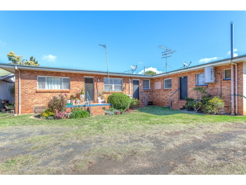 16 Gaydon Street, Newtown QLD 4350