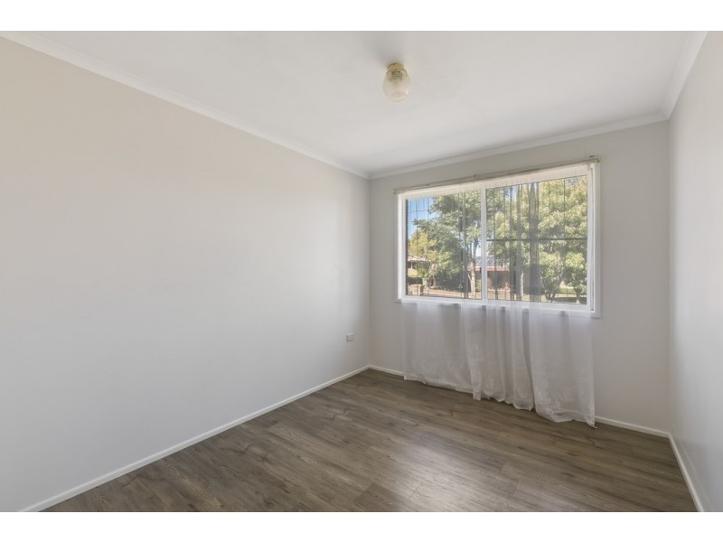 17 Sapphire Court, Kearneys Spring QLD 4350