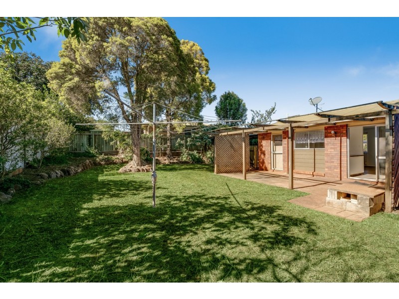 17 Sapphire Court, Kearneys Spring QLD 4350