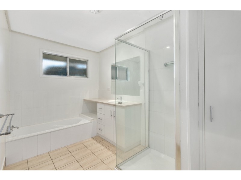 26 Merino Street, Harristown QLD 4350