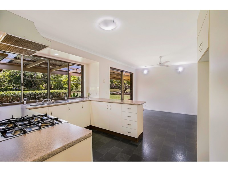 24 Sunray Drive, Highfields QLD 4352