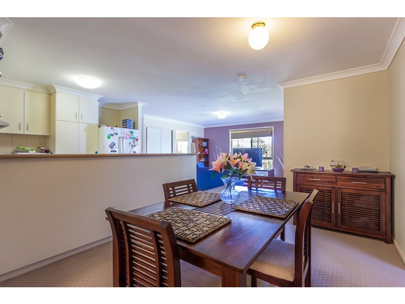 32 Gainsborough Drive, Glenvale QLD 4350