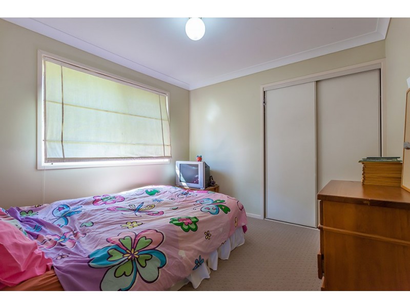 32 Gainsborough Drive, Glenvale QLD 4350