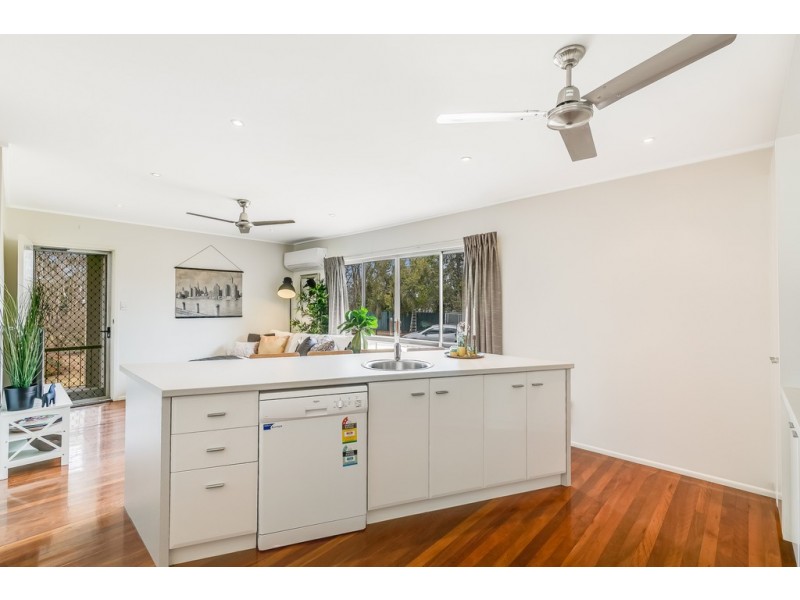 5 Garvey Street, Mount Lofty QLD 4350