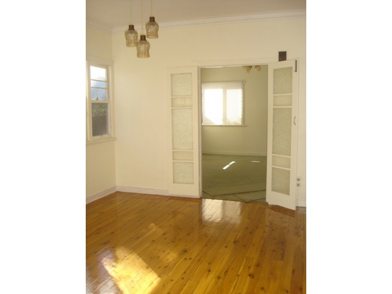 135 Mackenzie Street, East Toowoomba QLD 4350