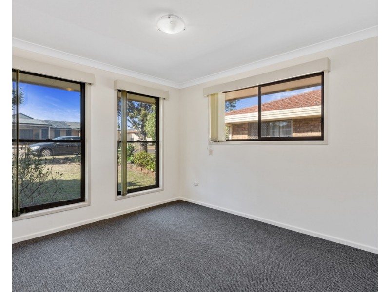 9 Ansett Court, Wilsonton QLD 4350