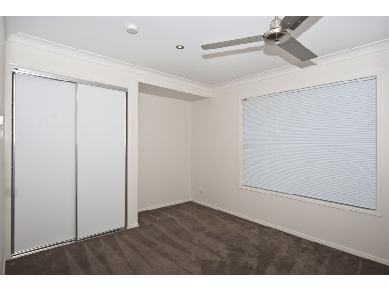 10 Edwin Street, Westbrook QLD 4350