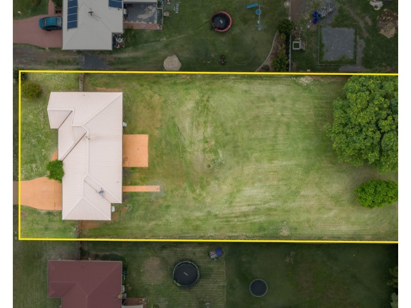 35 Belclaire Drive, Westbrook QLD 4350